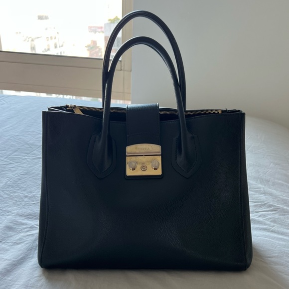 Furla Metropolis Medium Tote - Picture 2 of 5